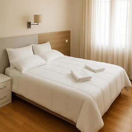 Hotel Elara Viveiro