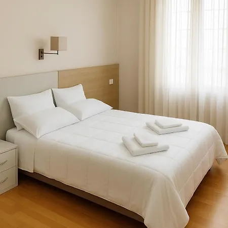 Elara Hotel